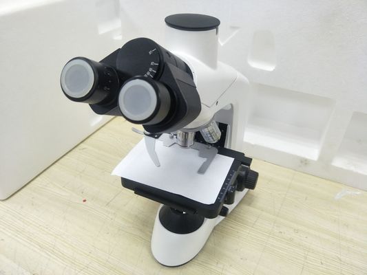 Mikroskop trójokularowy z głowicą cyfrową 5MP pikseli 1000X Precyzyjne ustawianie ostrości